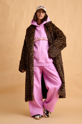 karavan clothing fashion fall winter 25 homecoming collection misty sweatpants pink