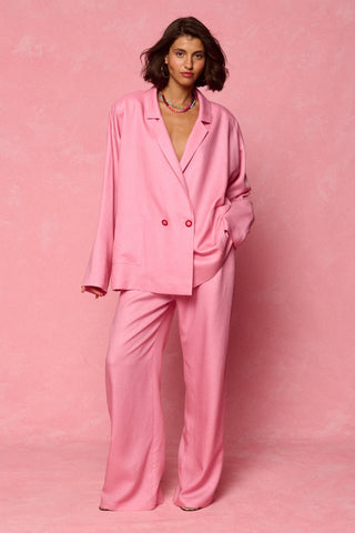 karavan clothing fashion spring summer 26 nai weekendwear collection darcy trousers pink