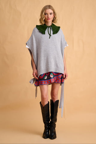 karavan clothing fashion fall winter 25 homecoming collection maxime knitted vest grey