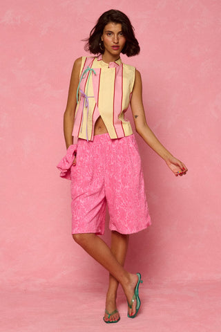 karavan clothing fashion spring summer 26 nai weekendwear collection meg bermuda shorts pink