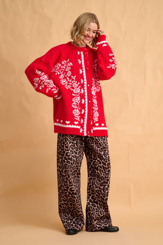 karavan clothing fashion fall winter 25 homecoming collection neville knitted cardigan red