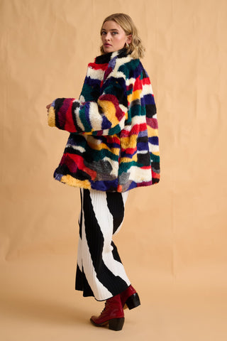 karavan clothing fashion fall winter 25 homecoming collection argie coat multicolor