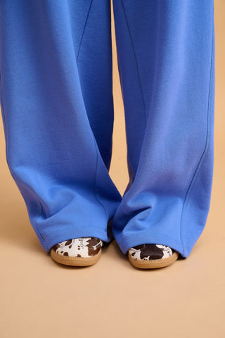 karavan clothing fashion fall winter 25 homecoming collection misty sweatpants blue