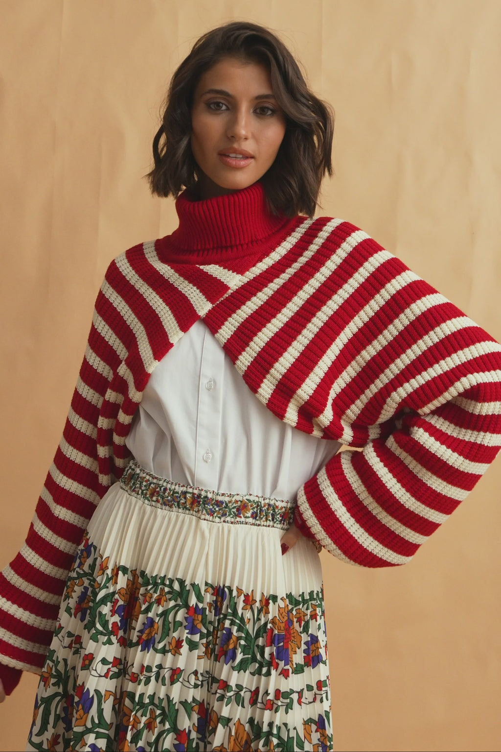 karavan clothing fashion fall winter 25 homecoming collection nancy knitted shrug red white stripes