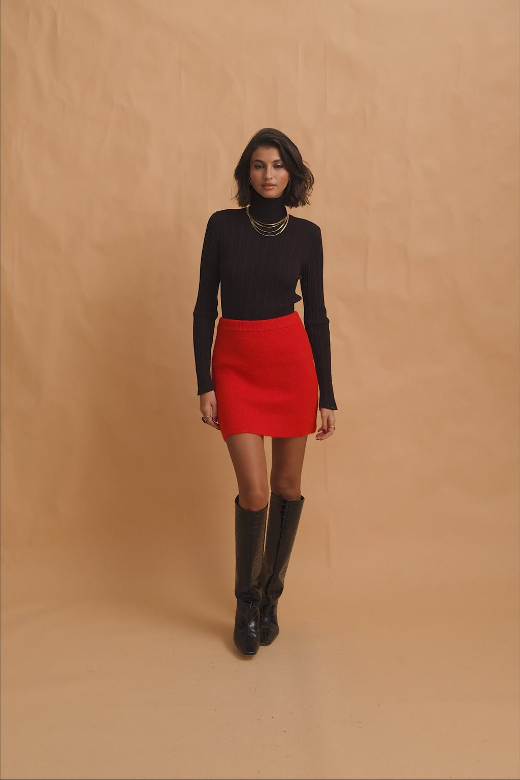karavan clothing fashion fall winter 25 homecoming krvn collection dusty  mini knitted skirt red