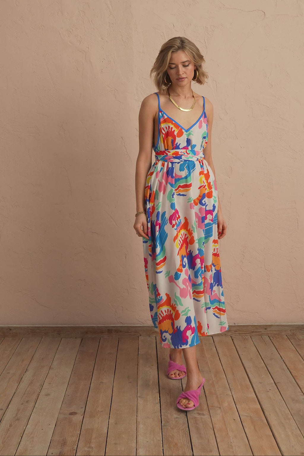 karavan clothing fashion spring summer 25 tati dress abstract white