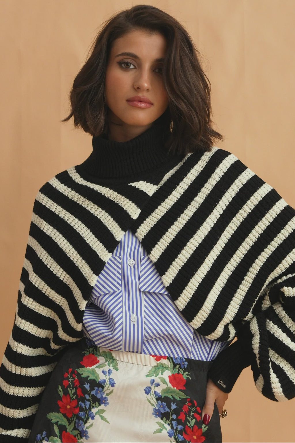 karavan clothing fashion fall winter 25 homecoming collection nancy knitted shrug black white stripes