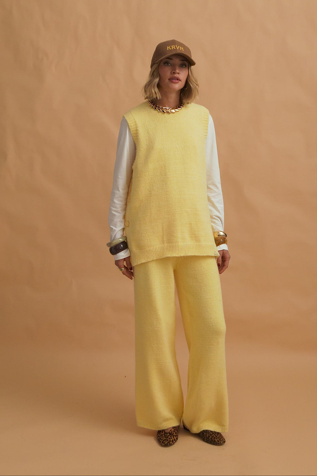 karavan clothing fashion fall winter 25 homecoming krvn collection nemy knitted trousers lemon
