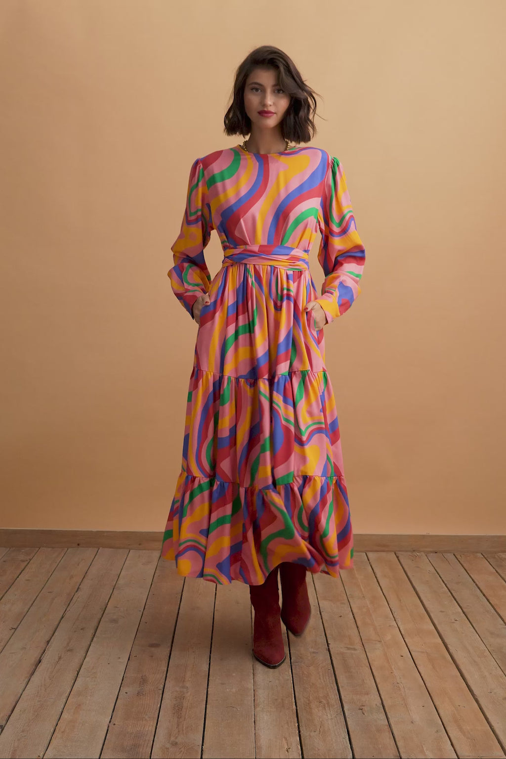 karavan clothing fashion well i did fall winter 24 25 tatiana dress curly pink