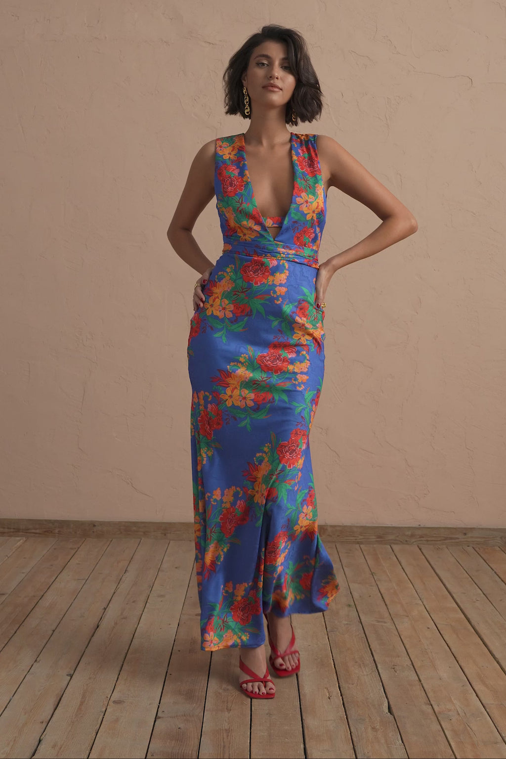 karavan clothing fashion spring summer 25 sol dress floral blue