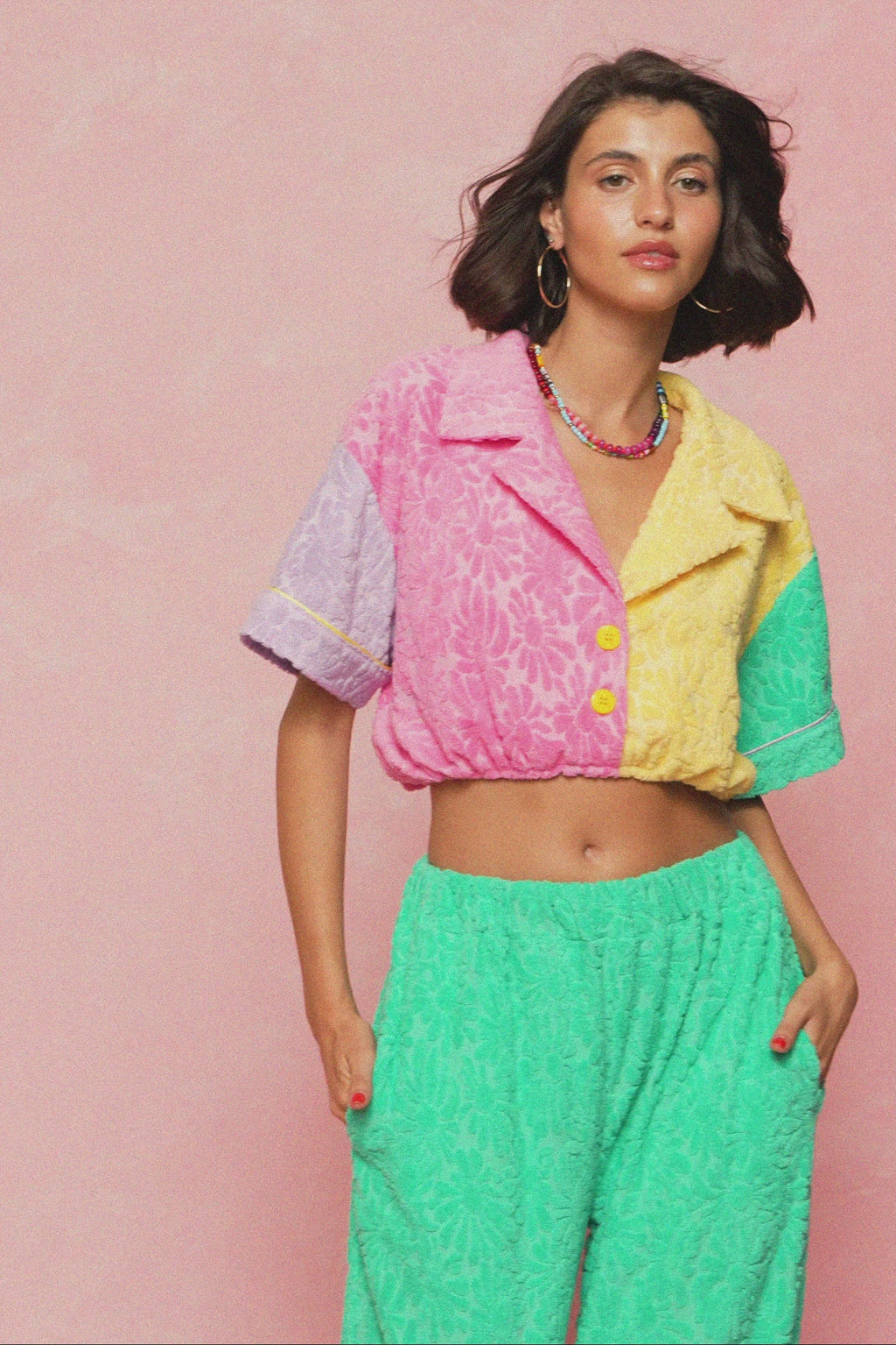 karavan clothing fashion spring summer 26 nai weekendwear collection amanda crop shirt mint yellow