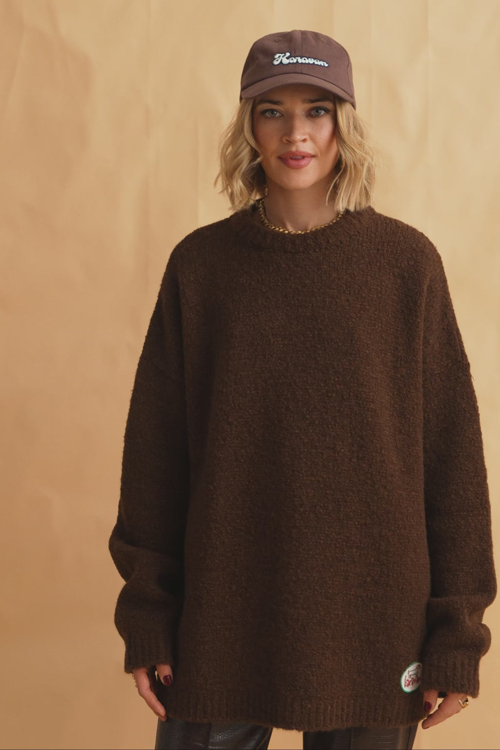 karavan clothing fashion fall winter 25 homecoming collection zoe pullover brown