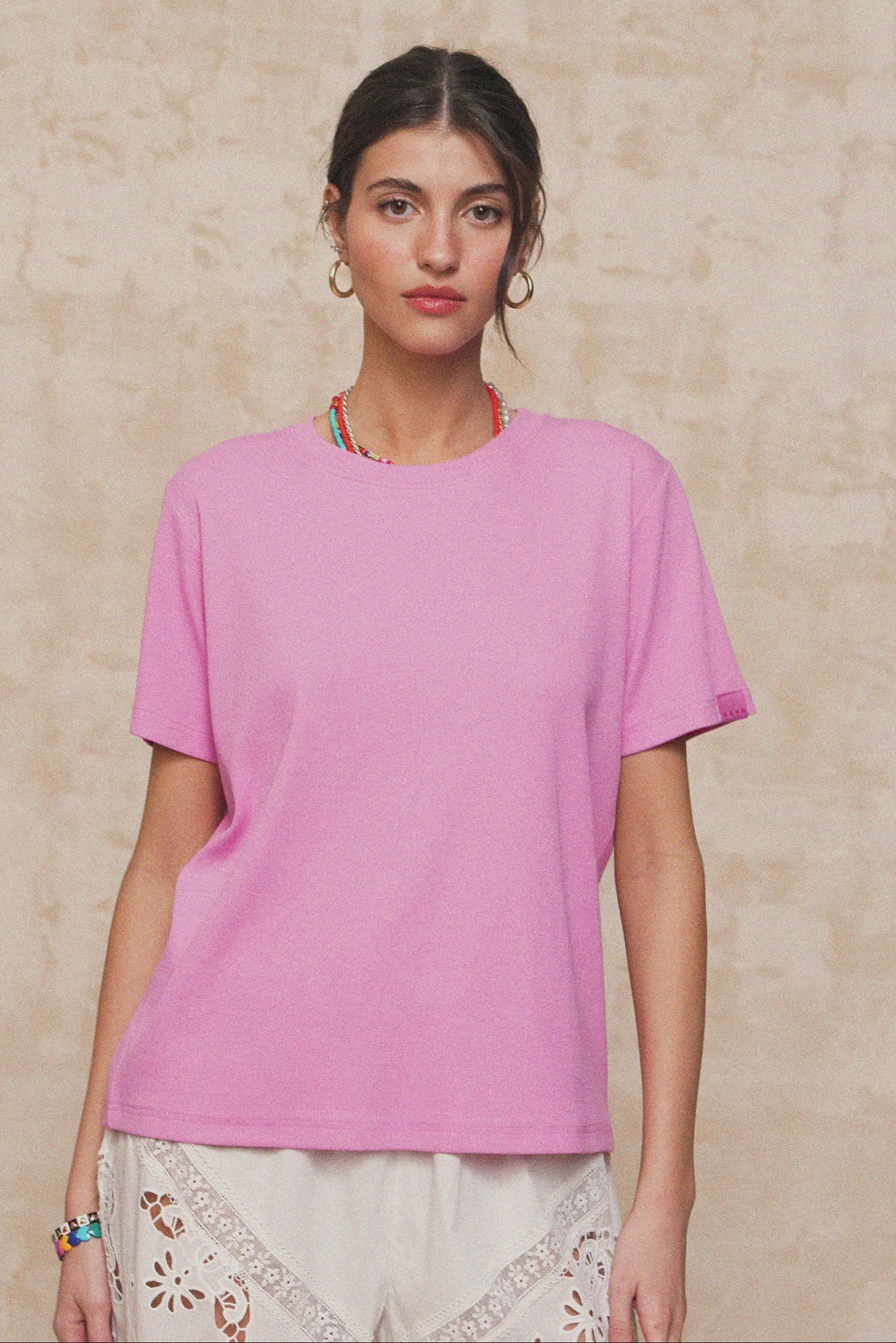 karavan clothing fashion spring summer 26 nai collection anastasia tee pink