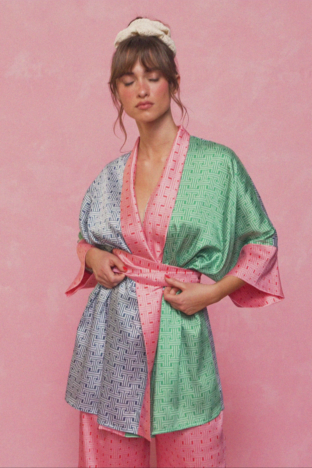karavan clothing fashion planet homeware spring summer 26 nai collection kimono meander pink