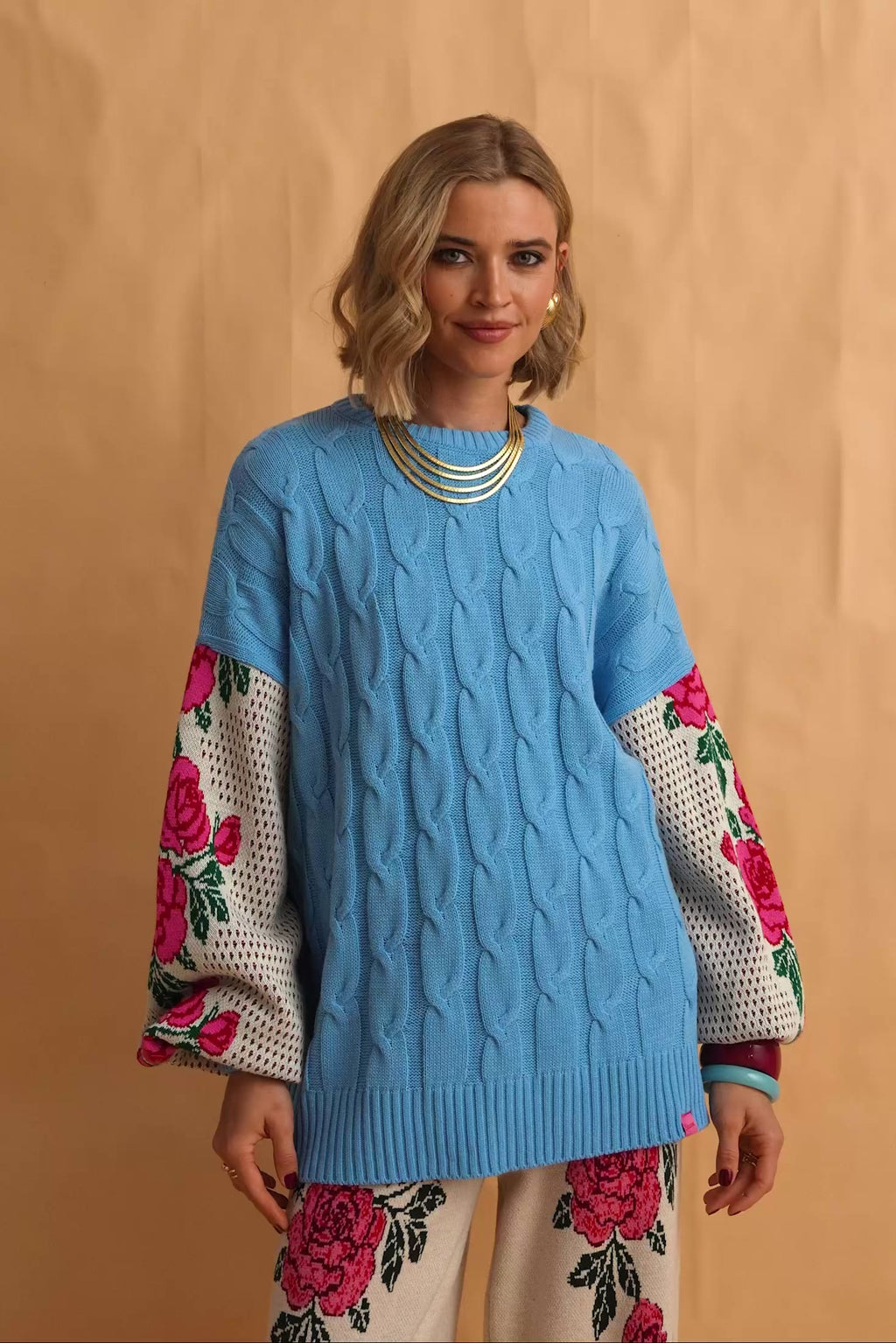 karavan clothing fashion fall winter 25 homecoming collection vera pullover blue floral