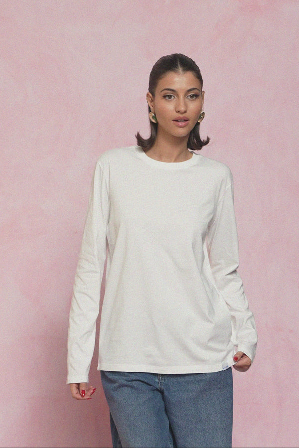 karavan fall winter 26' collection eda longsleeve tee black white