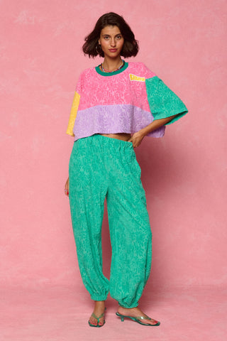 karavan clothing fashion spring summer 26 nai weekendwear collection jessica crop top pink lilac yellow