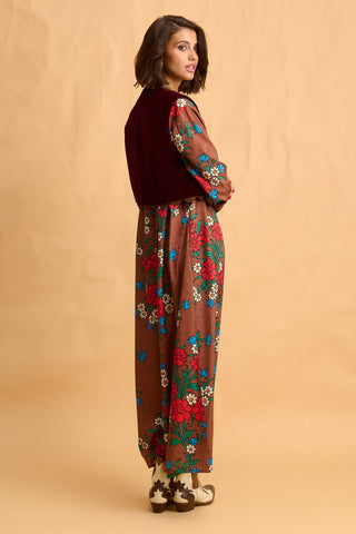 karavan clothing fashion fall winter 25 homecoming collection myrto vest bordeaux