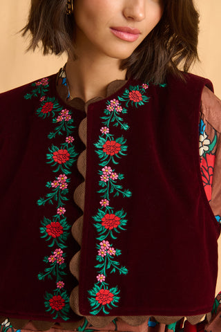 karavan clothing fashion fall winter 25 homecoming collection myrto vest bordeaux