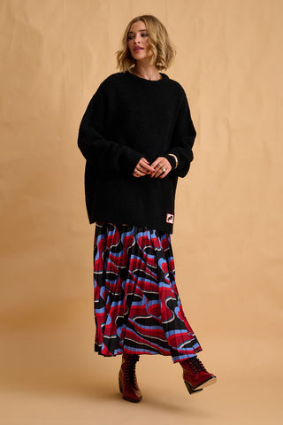 karavan clothing fashion fall winter 25 homecoming collection zoe pullover black