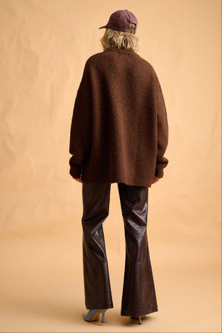 karavan clothing fashion fall winter 25 homecoming collection zoe pullover brown