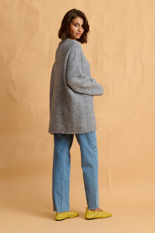 karavan clothing fashion fall winter 25 homecoming collection zoe pullover grey