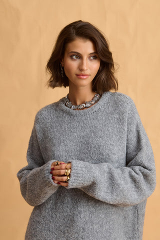 karavan clothing fashion fall winter 25 homecoming collection zoe pullover grey